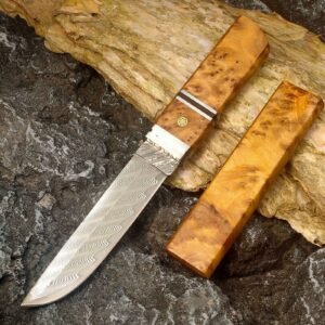 Thuja solid wood damascato steel sharp gift coltello