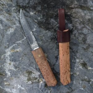Forged damascato steel coltello with alta durezza and portable manico Camping bianco shadow in legno coltello